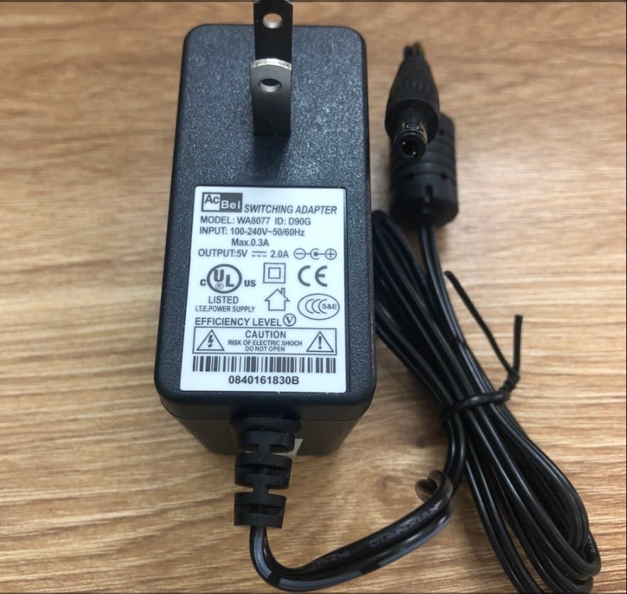 Adapter WA8077 5v 2A đầu to - góc nghiêng