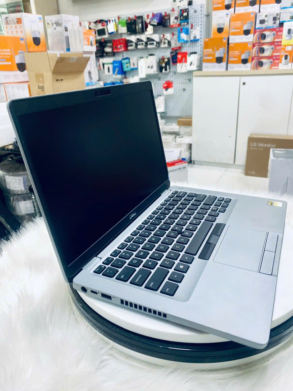 Laptop Dell Latitude 5410 i5 gen 10 / 8GB / SSD 256GB / 14 inch FHD – 2nd, kèm sạc - Ảnh 2