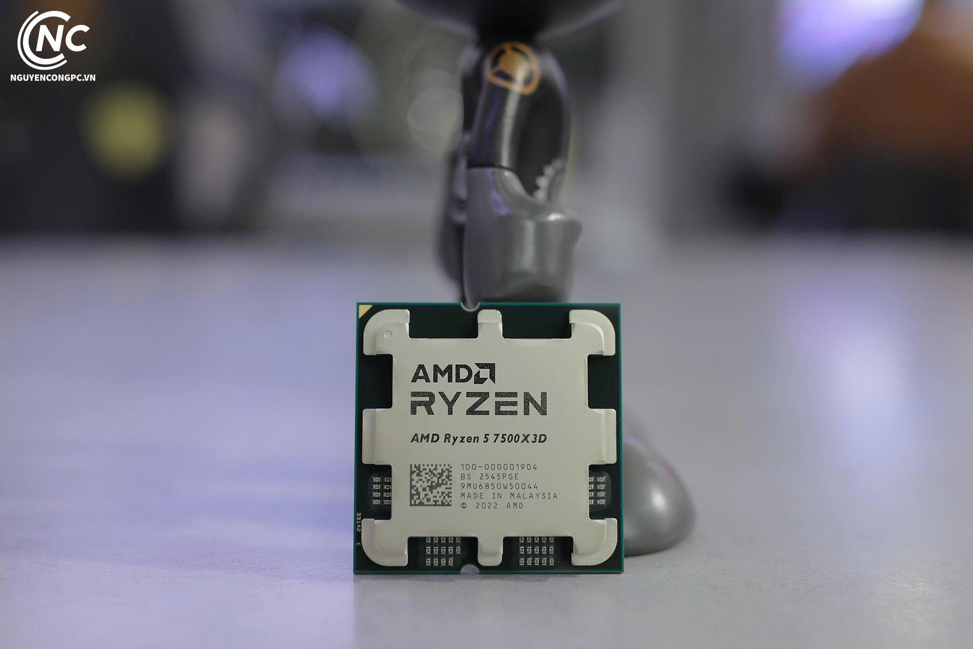 Chip AMD Ryzen 5 7500X3D 3D V-Cache AM5 bản tray