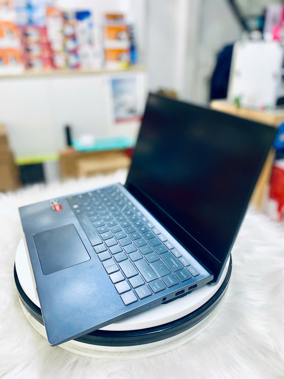 Laptop Msi Modern 14 B5M Ryzen 5 5500u - 8GB - 256Gb - 14inch FHD 2nd - Ảnh 2